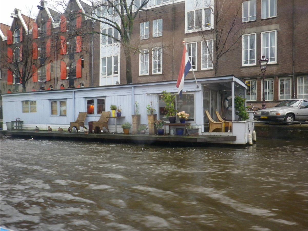 Canel Cruise09